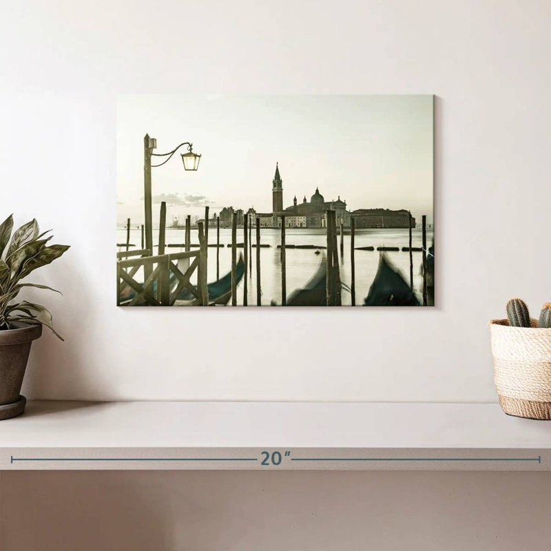 Ravi Venice Gondolas Morning View, H 8 po x l 12 po