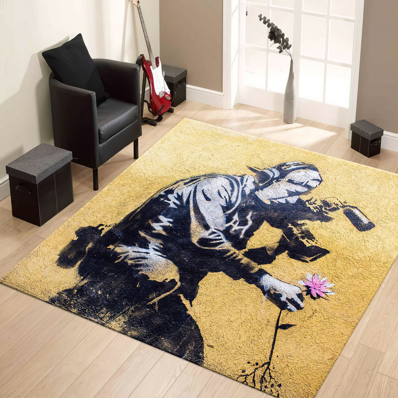 Large Floral Motif Printed Rug with Soft Pile Ideal for Adding a Focal Point to Your Living Room or Bedroom Space