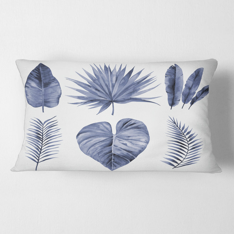 Rectangle, feuilles d'aquarelle bleues tropicales IV - coussin décoratif traditionnel