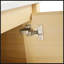 Meuble-lavabo mural avec lavabo en céramique blanche, tablettes de rangement et porte à fermeture en douceur, design élégant et écologique-320890985