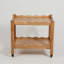 Table d'appoint roulante en bois d'hévéa massif, à 2 niveaux avec roues verrouillables et plateau amovible, robuste et durable pour diverses utilisations