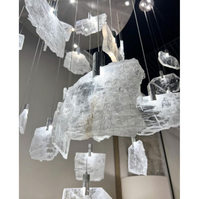 Lustre suspendu Selenite, H 55 po x l 44 po x P 44 po, Cristal de roche naturel, Bronze satiné