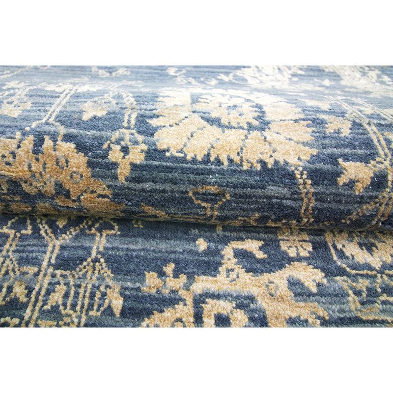 Oriental Area Rug in Gold, Rectangle 6' x 9'