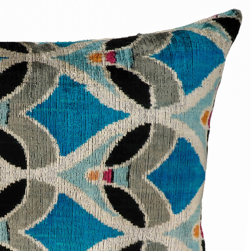  Housse de coussin en soie Ikat