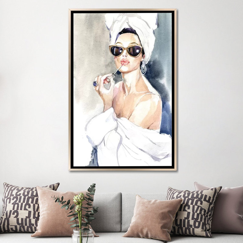 «Avant le miroir», impression de Marina Ignatova, Toile encadrée champagne, H 60 po x l 40 po x P 1,5 po