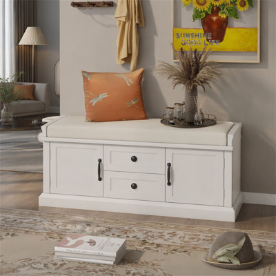 Banc de rangement polyvalent pour entrée avec tiroirs, placards et coussin amovible pour des espaces de vie organisés.