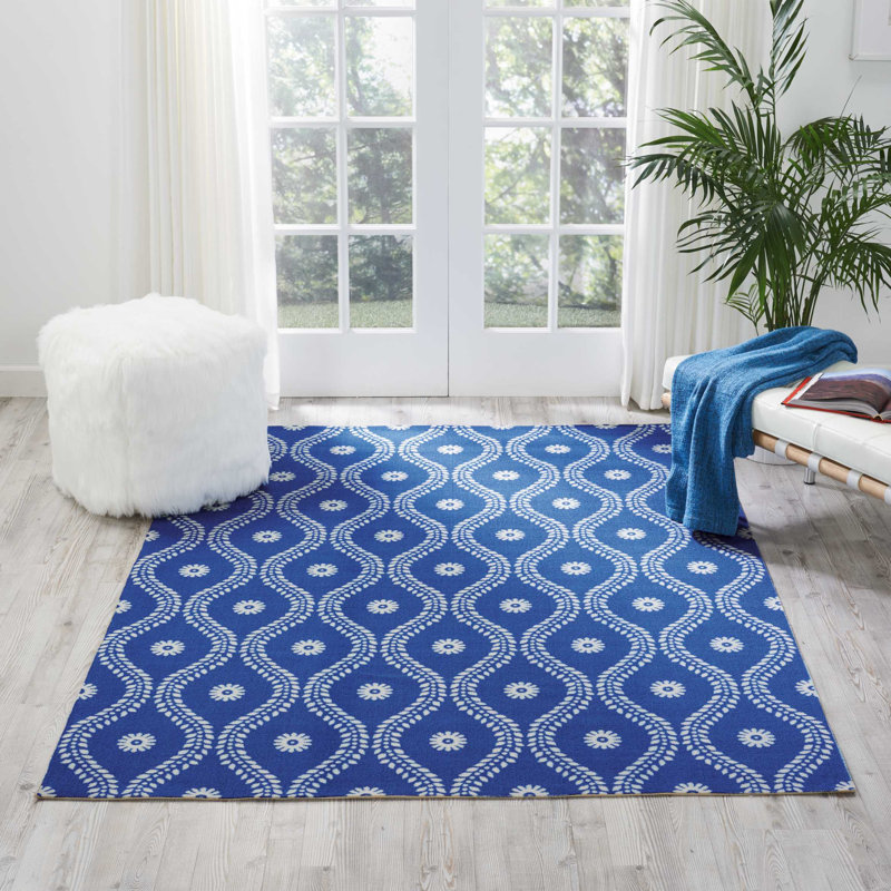 Tapis intérieur / extérieur bleu marine Bertran, Rectangle 4 pi 3 po x 6 pi 3 po