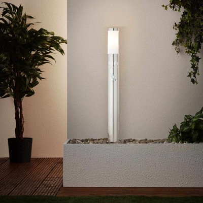 Danni-Leigh Silver Integrated LED Metal Pathway Light