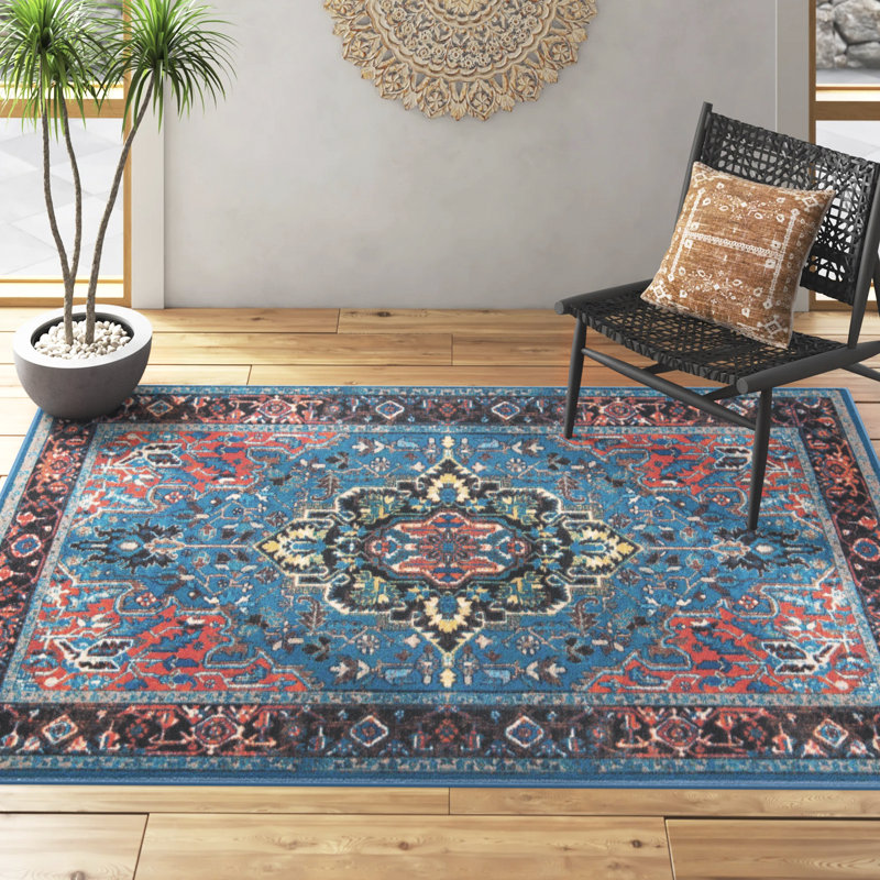 Tapis oriental bleu / rouge Chenoweth, Rectangle 5 pi 5 po x 7 pi 7 po