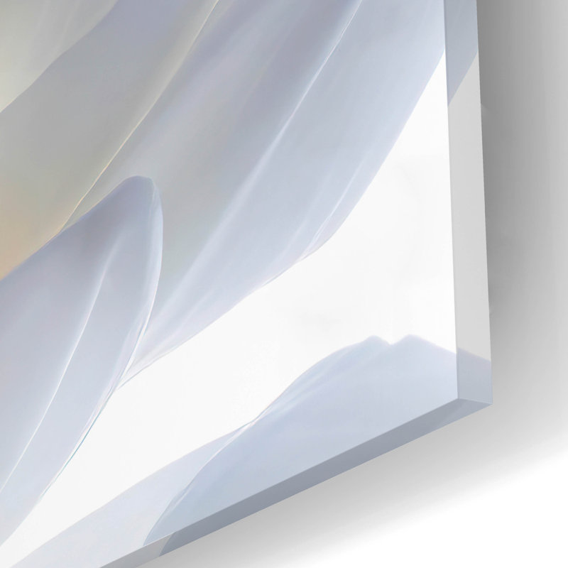 «Angle Wings» par Pamela Plummer, H 12 po x l 16 po x P 0,13 po