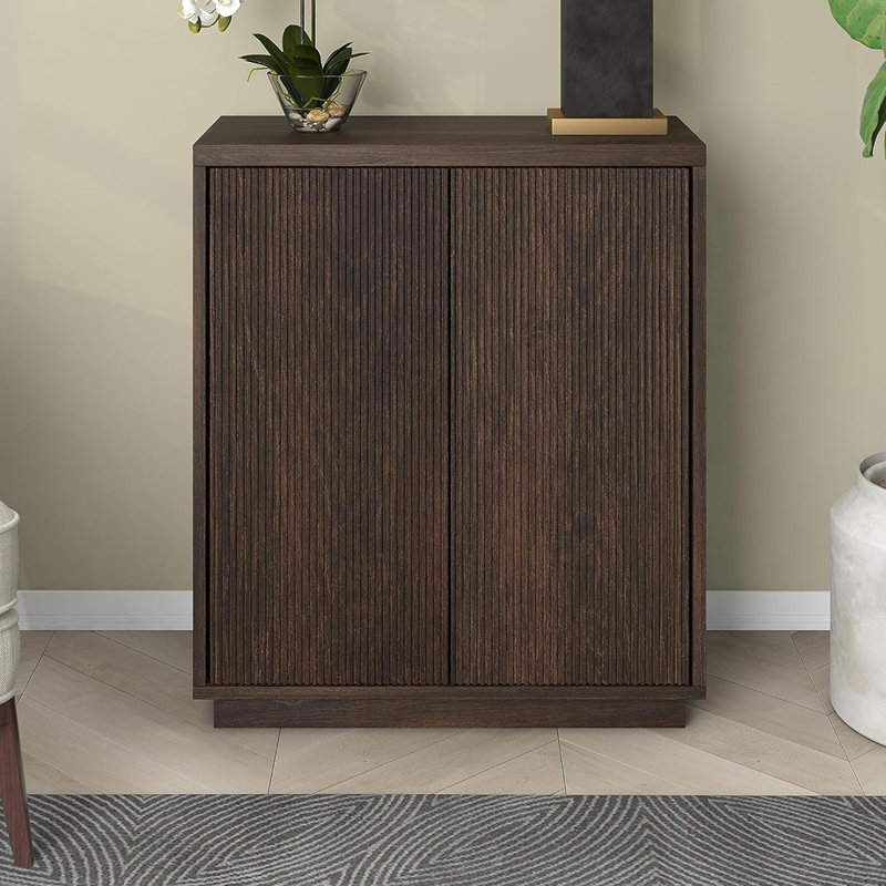 Buffet d'appoint cannelé en bois avec portes, brun aulne