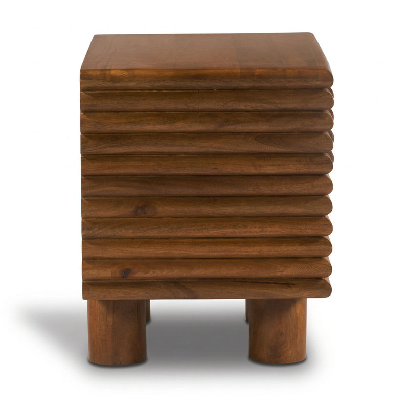 Table de chevet Flascio en bois de manguier massif avec motif nervuré en noyer