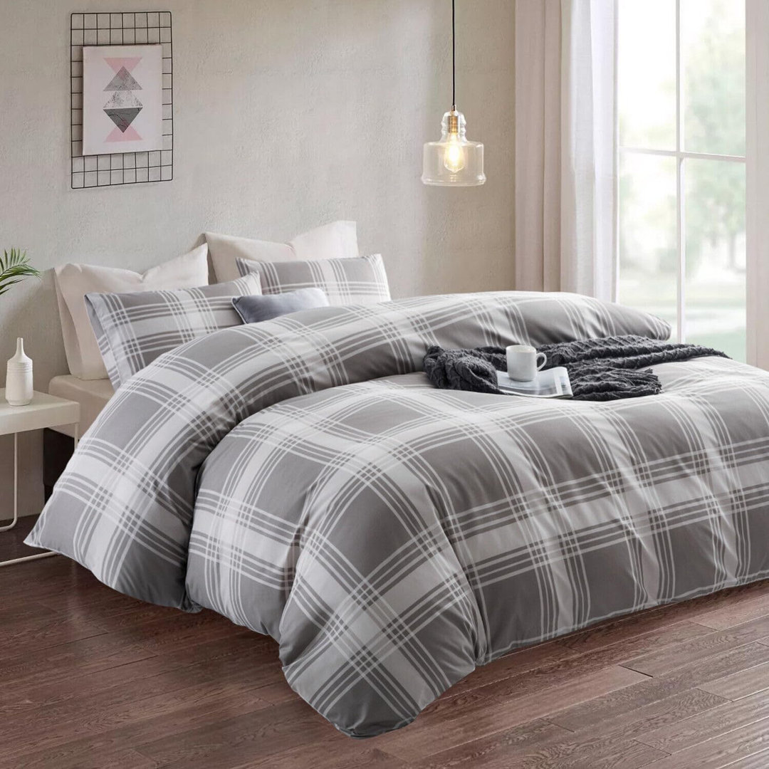 Reversible Microfiber Duvet Cover Set - 2 in 1 Pattern Printed Duvet with Matching Pillow Covers