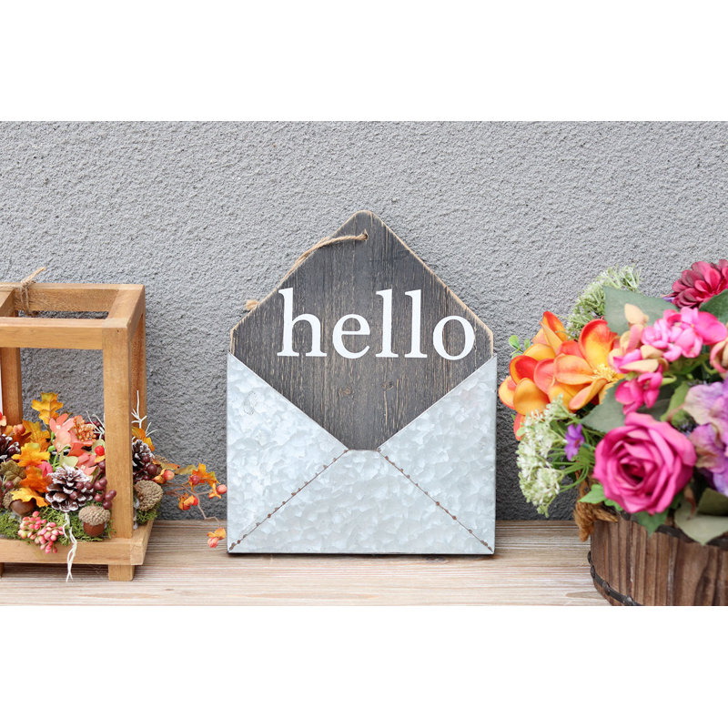 Décoration murale enveloppe en métal et bois hello