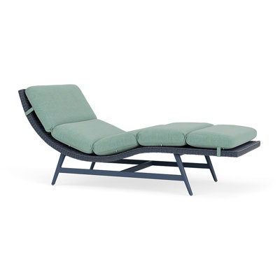 Cascade Chaise