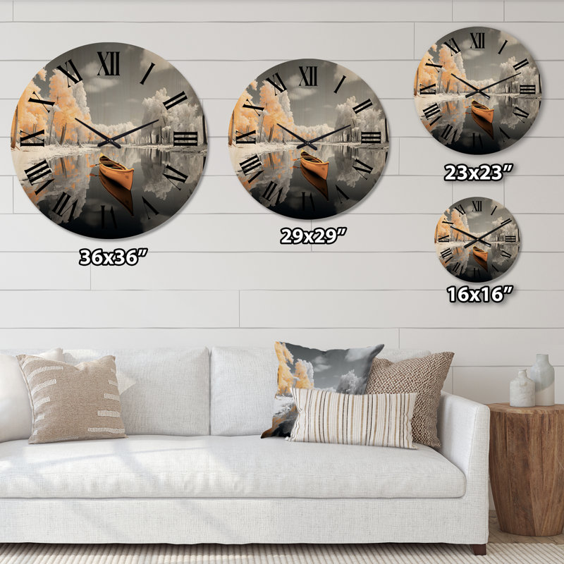 Horloge murale jaune et gris Winter Lake I - Winter Landscape, Très grand
