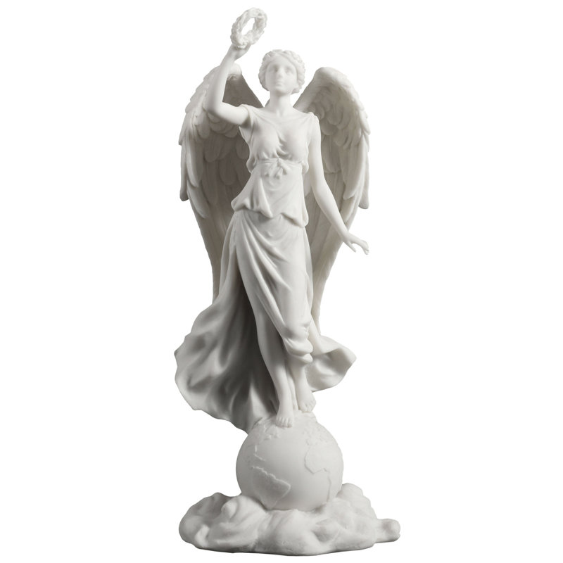 Lesquin Statue