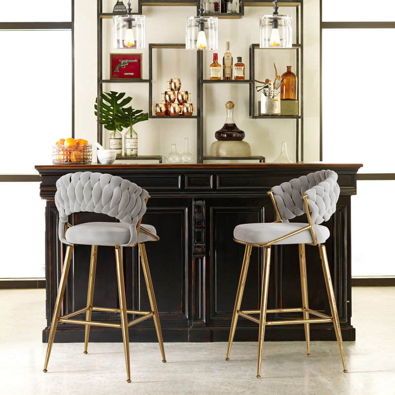 Tabouret de comptoir moderne en velours avec accents, conception ergonomique et siège moelleux pour îlot de cuisine et bar