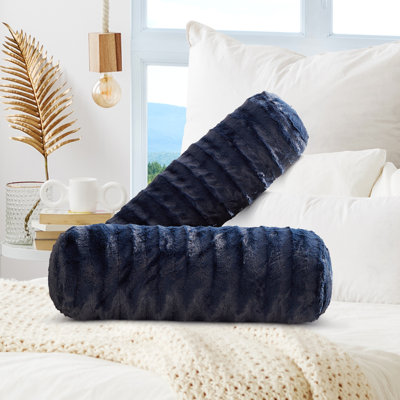 Coussin en fausse fourrure Cheer Collection