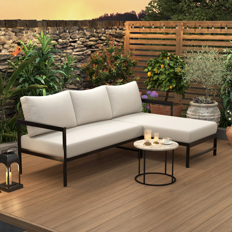 Canapé de patio durable avec structure en fer, rembourrage résistant aux intempéries, idéal pour le jardin et le balcon