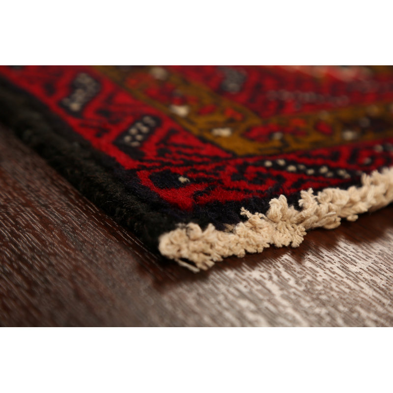 Tapis rouge Balouch en laine nouée à la main de conception unique 3 pi 4 po x 6 pi 3 po Triana