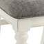 De 2 chaises rembourrées - bois massif, assise et dossier gris, coussin épais, pieds vieillis, style élégant à dossier haut