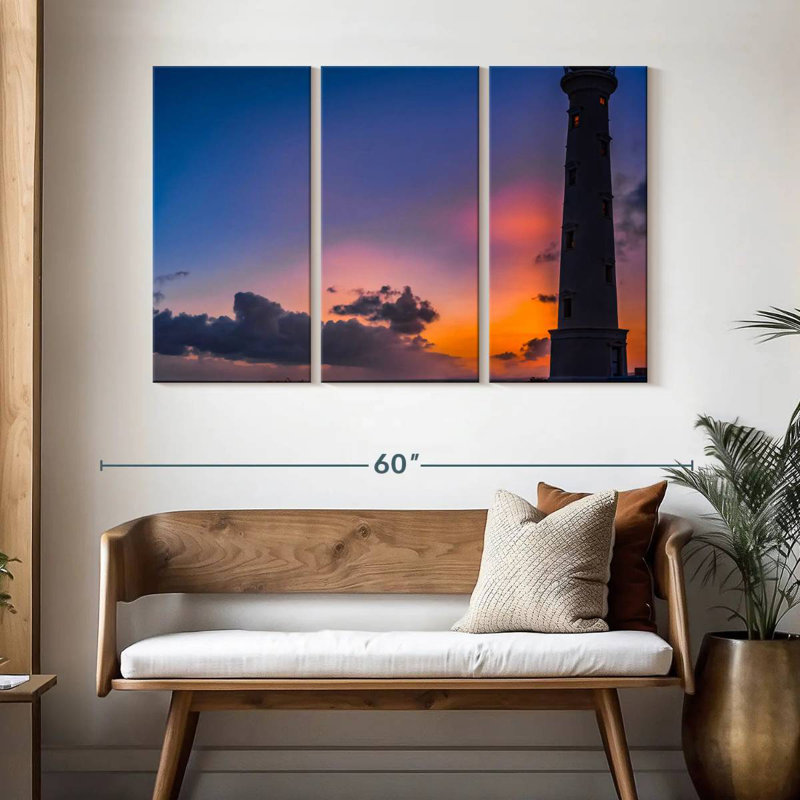 Silhouette du phare d'Aletra en Californie, H 32 po x l 50 po