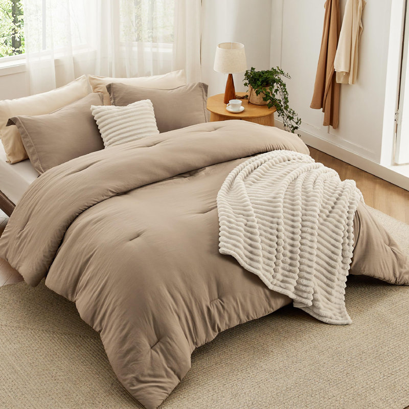Lit toutes saisons Boho Best Bed dans un sac avec jeté et coussin décoratif, édredon léger - 89GSM, Kaki