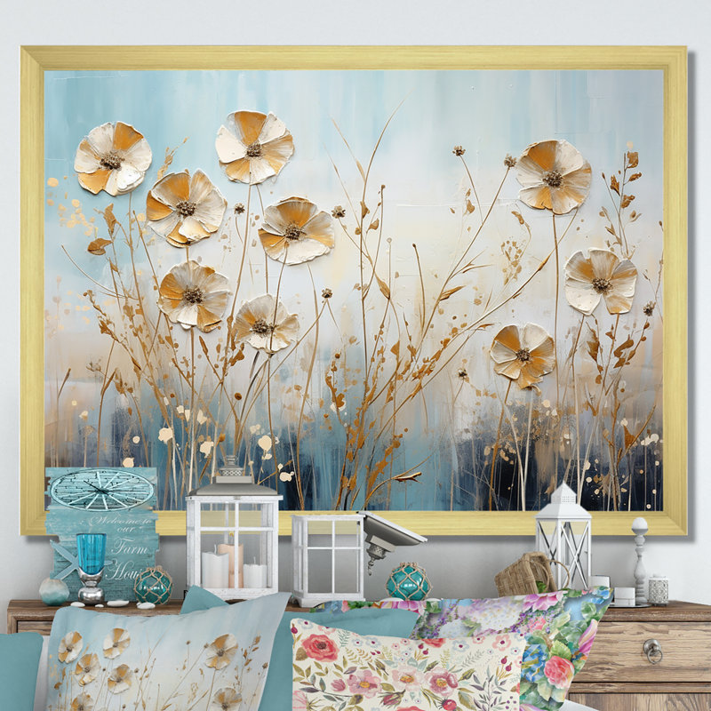 Beige Wildflowers Breeze III sur toile, Encadrement doré, 34" H x 44" W