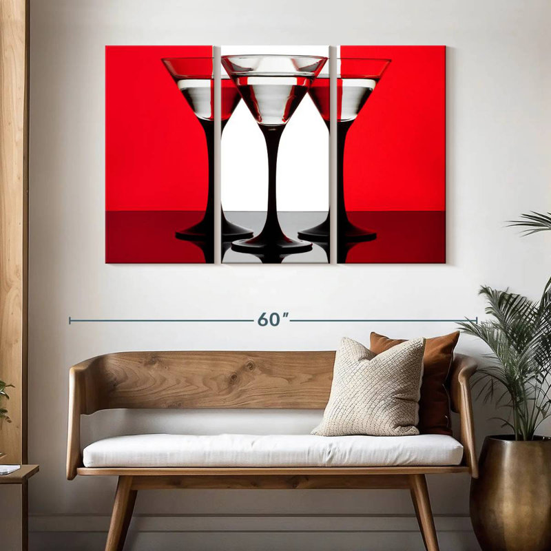 Yarlin trois cocktails Martini, H 32 po x l 50 po