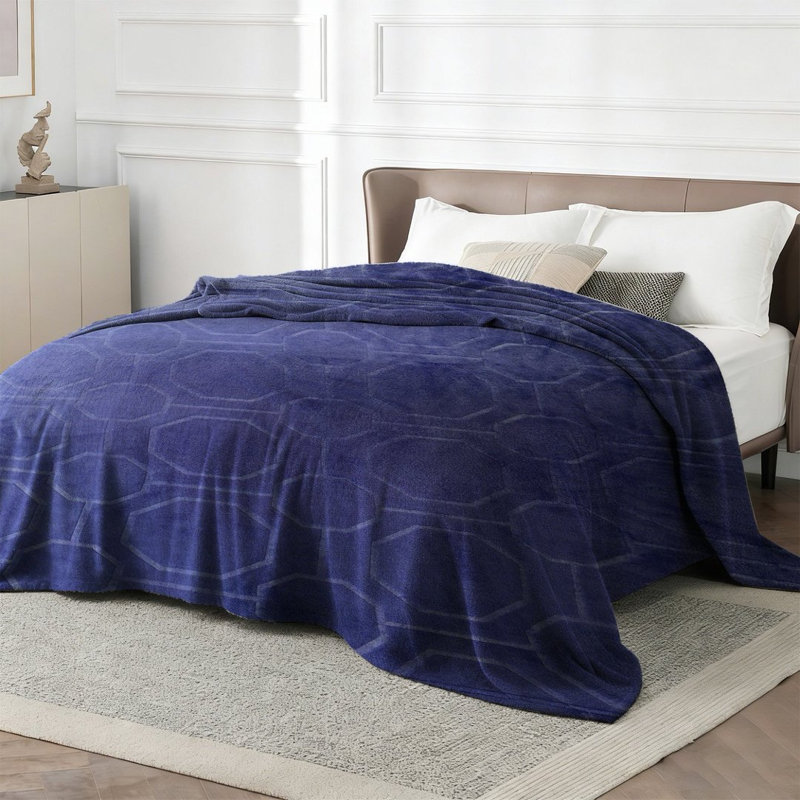 Navy Blue Geometric Flannel Blanket, Soft & Cozy Throw for Sofa & Bed, Machine Washable, 240cm x 220cm 