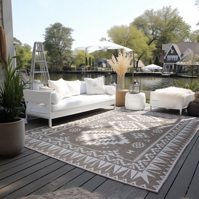 Gemini Ornamental Area Rug