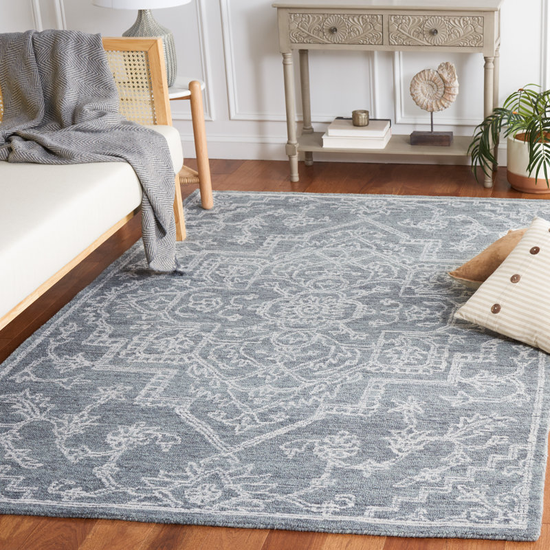 Frachia Tufted Wool Cotton Oriental Rug in Blue, Rectangle 5' x 8'