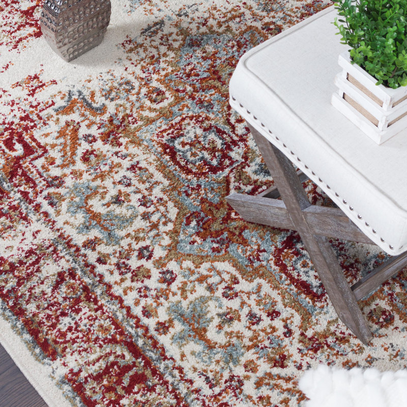 Tapis oriental rouge / beige Talamantes, Rectangle 4 pi 4 po x 6 pi 2 po