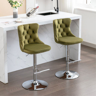 Tabourets de bar pivotants en velours à hauteur de siège réglable de 25 à 33 pouces, tabourets de bar modernes à base chromée avec dossiers capitonnés confortables pour un pub à la maison et un îlot de cuisine