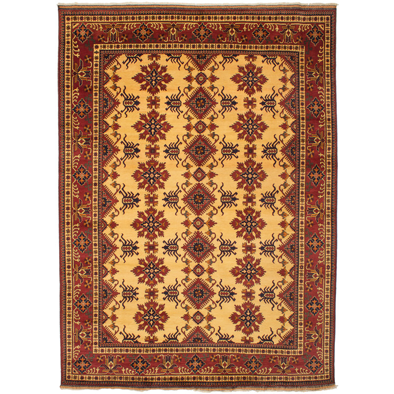 Tapis de zone en laine 9 pi 9 po x 13 pi 4 po one kargahi crème/rouge/beige "one-of-kind" à la main noué la 2010 Hugo