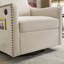 Chaise pivotante blanc crème avec siège éponge confortable et grande base crème, hublot et sacs à magazines pour le salon