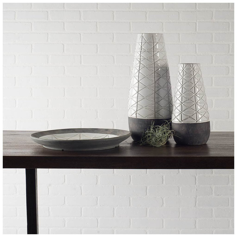 Harrier Table Vase, 10" H x 11" W x 14" D