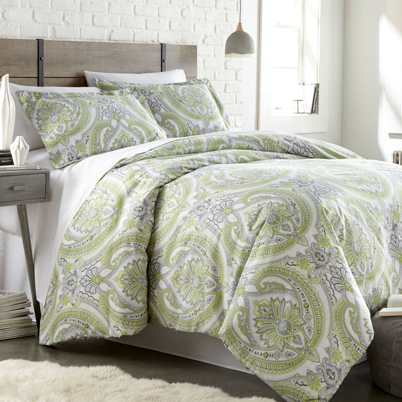 Pure Melody Microfiber Oversized Down Alternative Paisley Comforter Set with matching shams, Aqua, King Comforter + 2 Shams