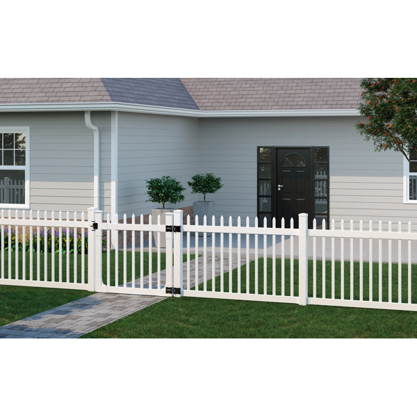Vinyl Privacy Fence - 6 ft - 2 in x 7 in Smooth Rail Cambridge Style -  Plastic Lumber Yard