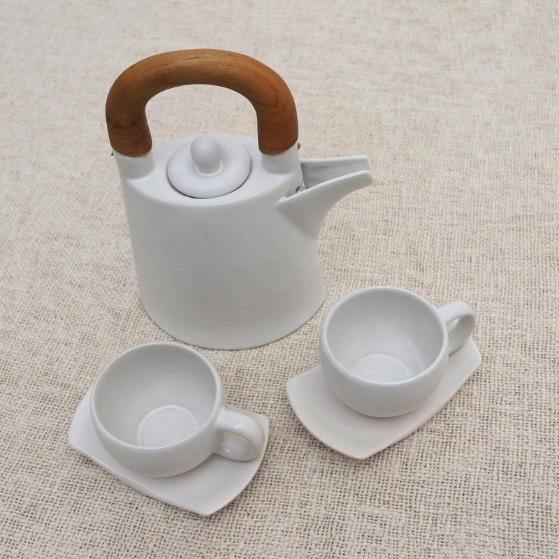 Dakota Fields Roger 33oz. Teapot, White