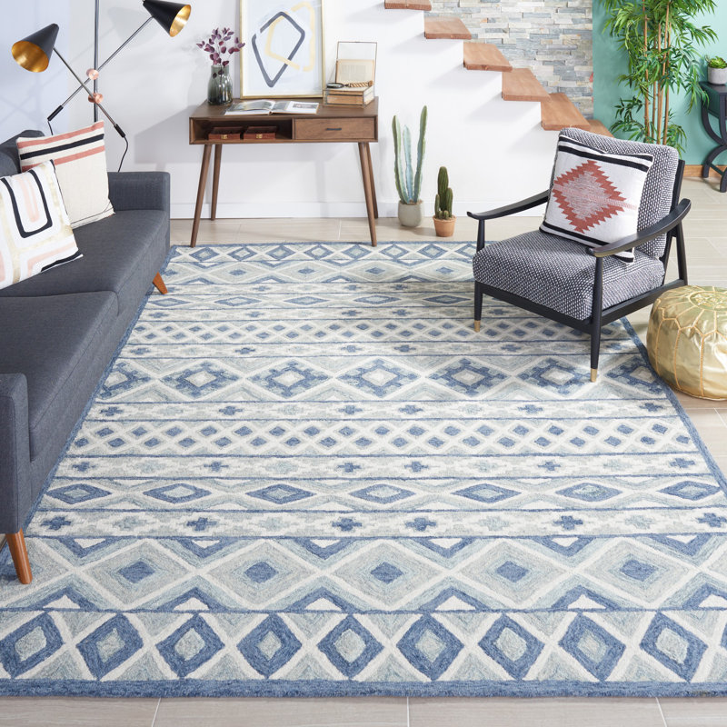 Roslyn Hand Tufted Wool And Cotton Southwestern Rug, Rectangle 5' x 8'