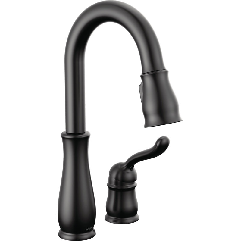 Leland Pull Down Single Handle Kitchen Faucet with MagnaTite® Docking and Diamond Seal Technology, Matte Black