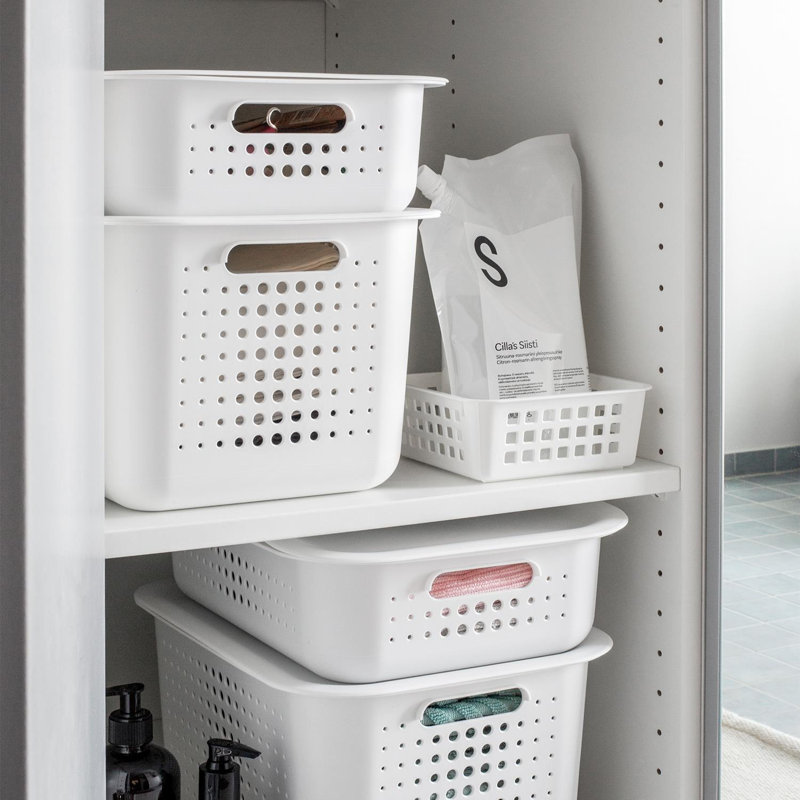 SmartStore Plastic Decorative Basket