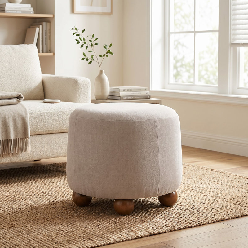 Tabouret avec repose-pieds en bois massif Fyvara, Chenille taupe clair