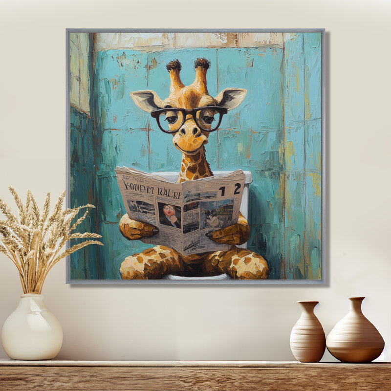 Kenaniah girafe lisant les nouvelles dans la salle de bain - art mural girafe, Impression encadrée flottante, Argent argent