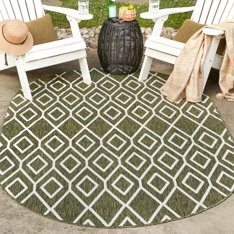 Turks and Caicos Indoor/Outdoor Rug, Oval 5'3" x 8'