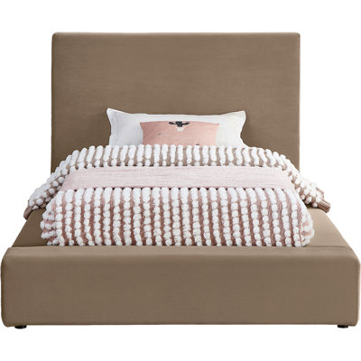 Ishia Upholstered Platform Bed