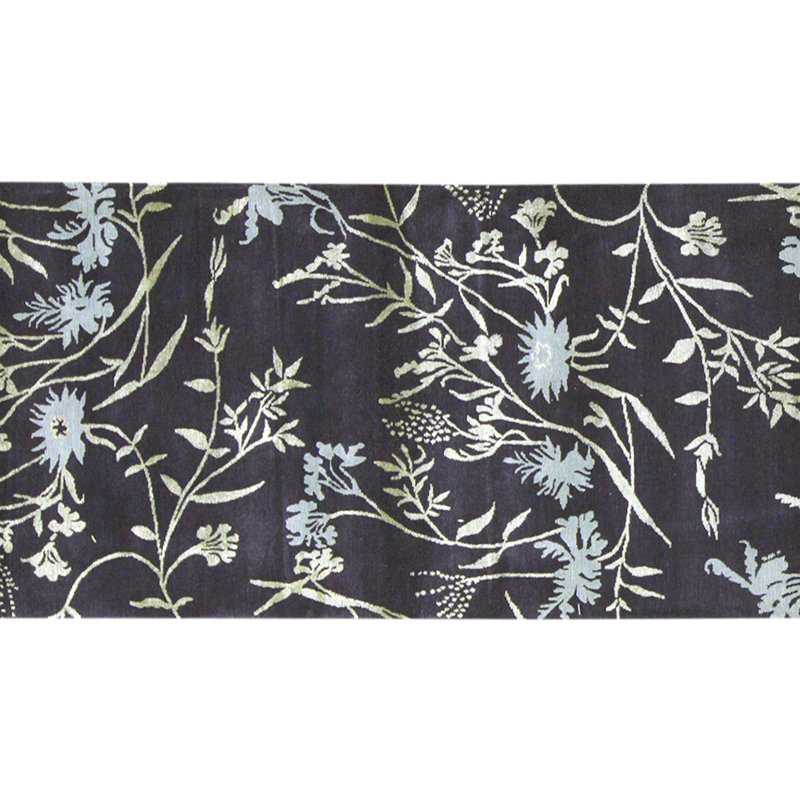 Hand Knotted Area Rug in Black And Grey