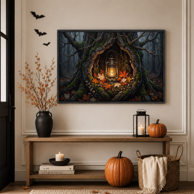 Lanterne lumineuse dans un creux d'arbre moussu avec toile murale d'automne et d'Halloween, 32"H x 48"W